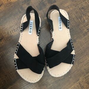 NWOT - TORRID - Sandals
